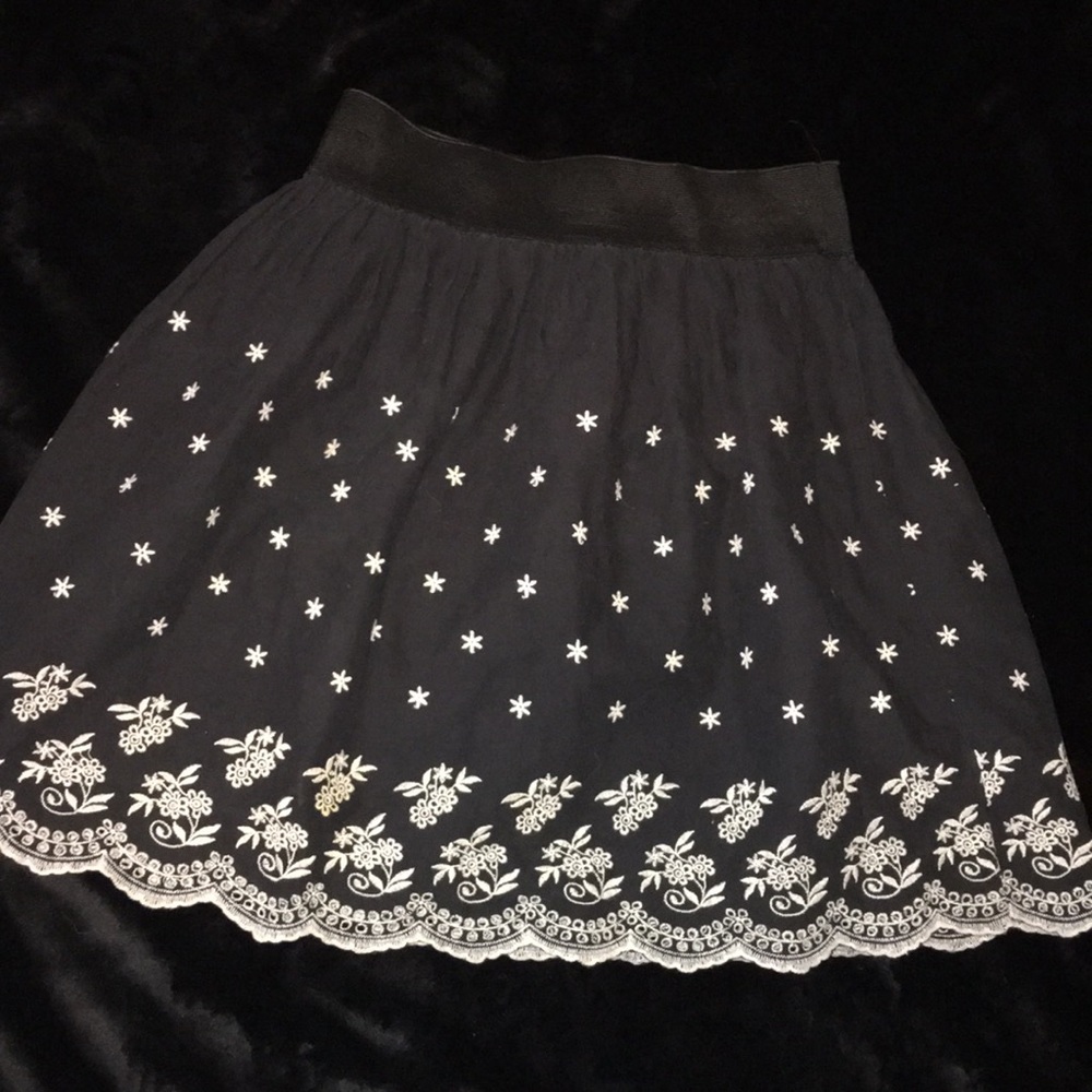 Black and white floral skirt